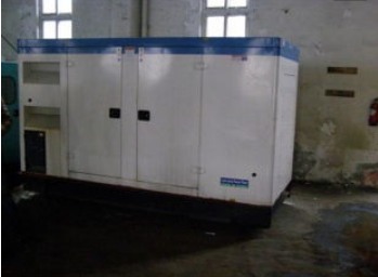 海阳康明斯150kw大型柴油二手发电机组 海阳康明斯150kw大型柴油二手发电机组